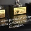 Brezplačna gravirana ploščica pokali 123
